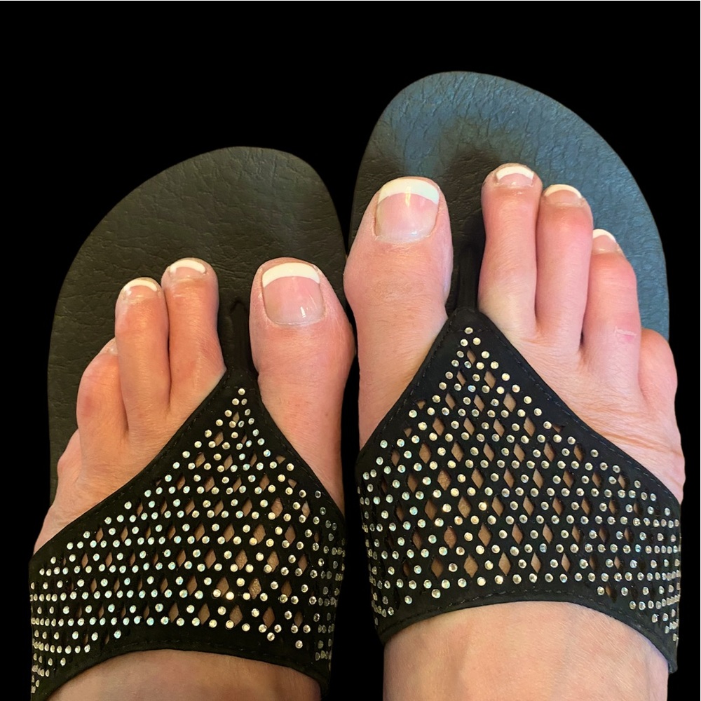 Sketchers Yoga Foam wedge sandals, black with rhinestone detail.